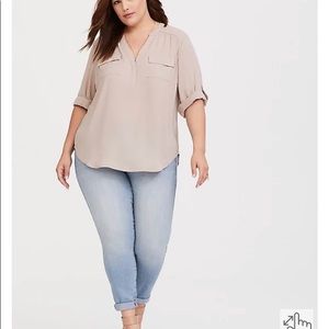 Torrid size 2 HARPER - MOCHA GEORGETTE PULLOVER BLOUSE